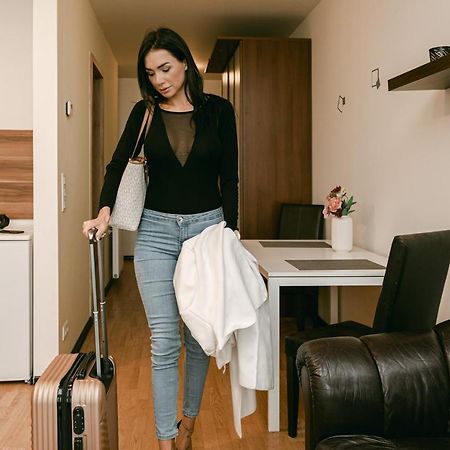 Flora Cozy Apartment Bratysława Zewnętrze zdjęcie