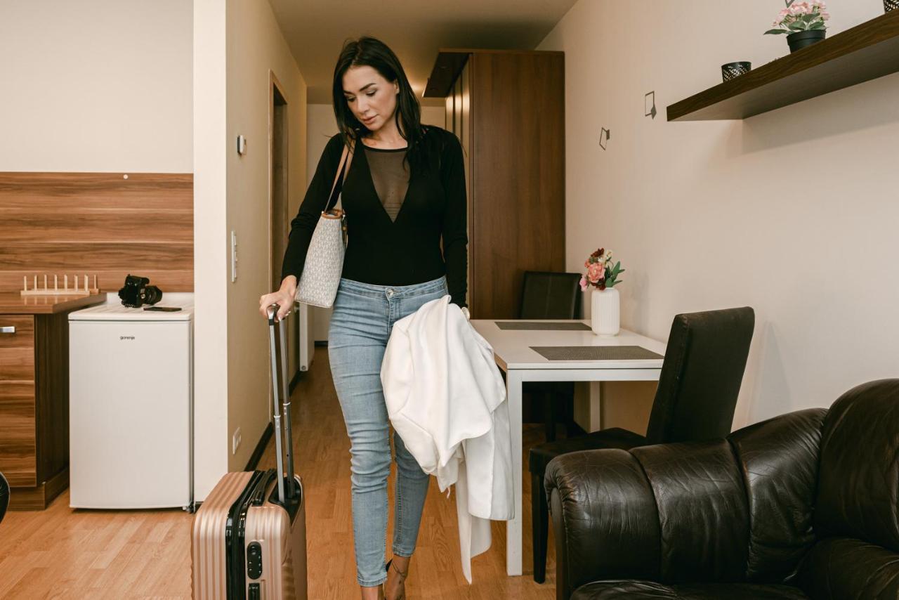 Flora Cozy Apartment Bratysława Zewnętrze zdjęcie